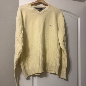 Tommy Hilfiger Men's Pale Yellow V-Neck Sweater